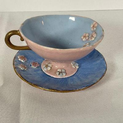 Unmarked tea Cup