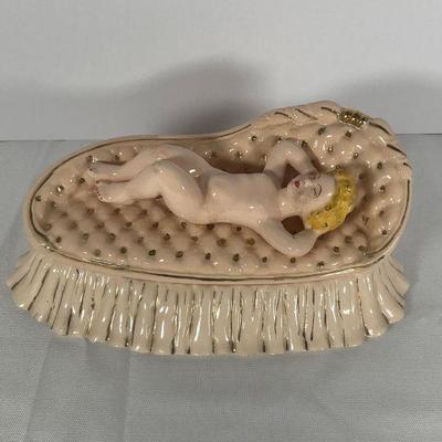 Mallory Ceramic trinket Box