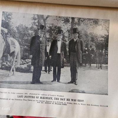 Yard sale photo in Saint Charles, IL