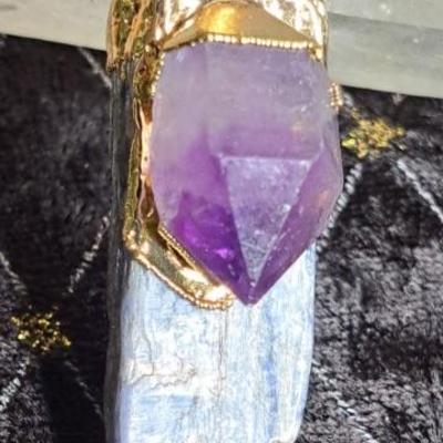 New! Kyanite & Amethyst Pendant On Faux Leather Cord
