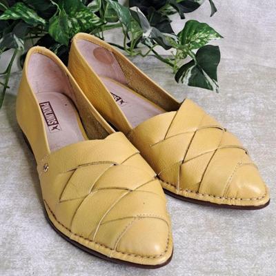 Pikolinos Yellow Leather Flats Size 39