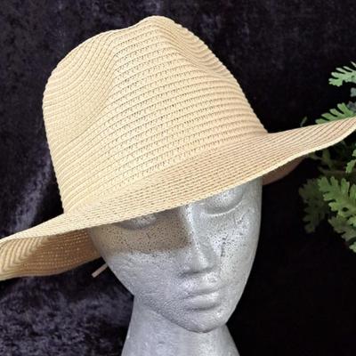 NWOT Fab Adjustable Straw Hat