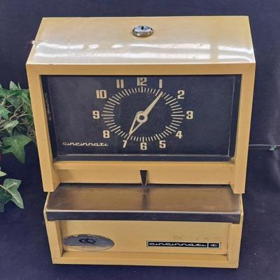 Vintage Time Clock By Cincinnati