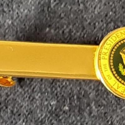 Vintage Presidential Seal Tie Clip Signed George Bush