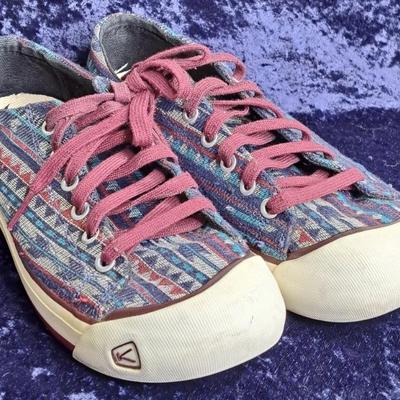 Women's Keen Sneakers Size 38