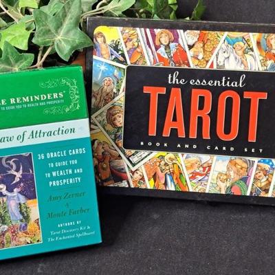 The Essential Tarot And The Laws Of Attraction Oracle Cards