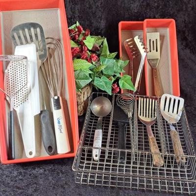 Kitchen Utensils And Drawer Organizers