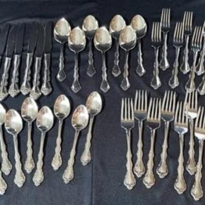 Stainless Flatware Set