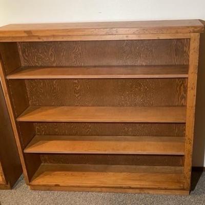 Solid wood bookcase 