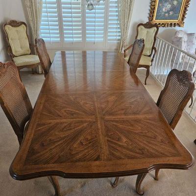 Drexel Heritage Dining Room Set