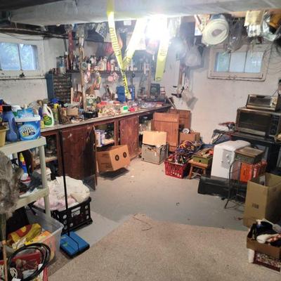 Estate sale photo