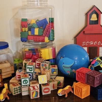 Schoolhouse Toys: Xylophone, Blocks, etc.