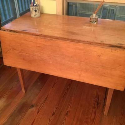 $160-drop leaf, one drawer table 29"H 40"L 20"W