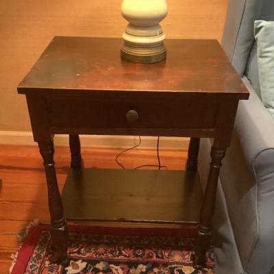 $85 end table/side table, 1 drawer, 1 shelf 29"H 22"L 17"depth