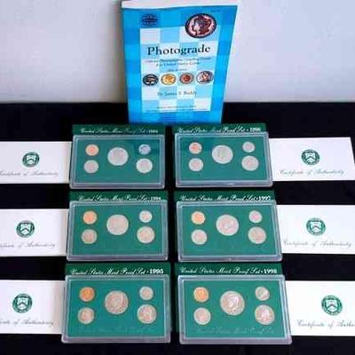 Uncirculated coin sets