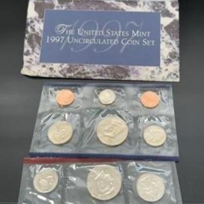 Uncirculated coin sets