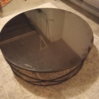 Zuri coffee table 