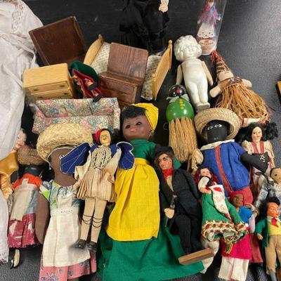 Doll lot
