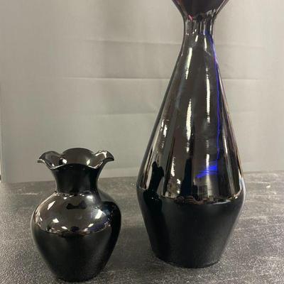 Black Amethyst ruffle top & tall vases