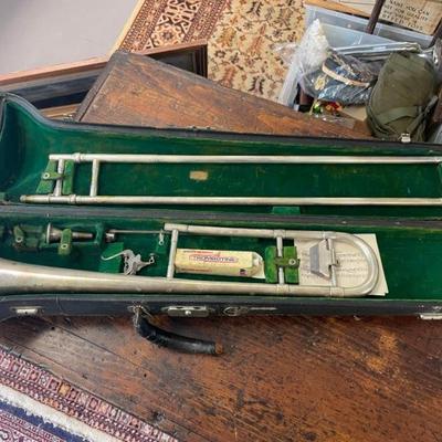 Frank Holton Trombone 1920-1921 w/case & contents