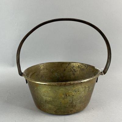 Lot 26 | Hammered Brass Pot w/ Handle