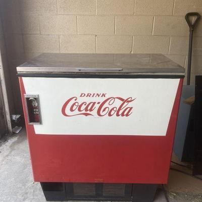 Lot 172 | Vintage Coca Cola Chest Cooler