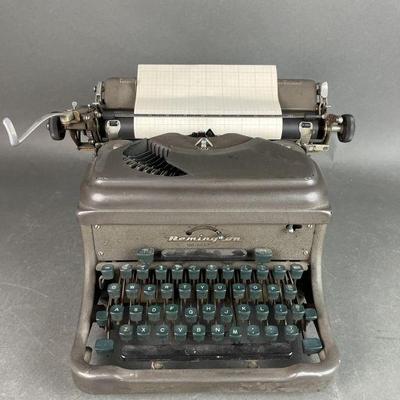 Lot 154 | Vintage Remington Noiseless Typewriter