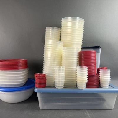 Lot 477 | Rubbermaid Storage Containers & More
