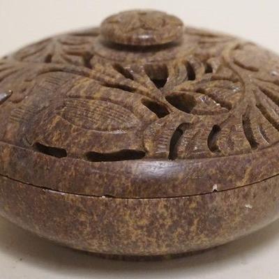1117	MINIATURE SOAPSTONE COVERED BOWL WITH CARVED LID, APPROXIMATELY 4 IN X 2 3/4 IN H
