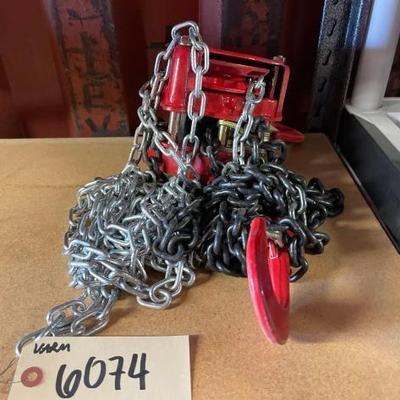 #6074 • Hoist and Chains
