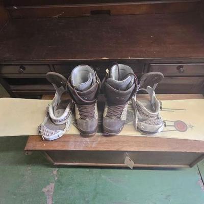 #6044 • Ride Havoc 159cm Snowboard
