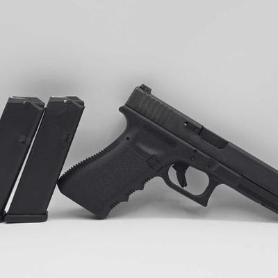 #364 • Glock G35 .40 Semi-Auto Pistol

