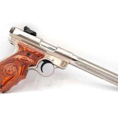 #410 • Ruger MK III Hunter .22lr Semi-Auto Pistol
