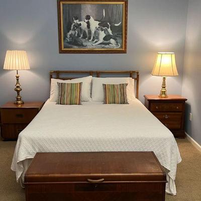 Henredon queen size bedroom set with cedar chest 