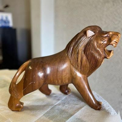 MPS122- Large Wooden Lion Figurine