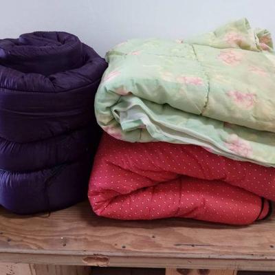 MPS162- Coleman Sleeping Bag & Blankets