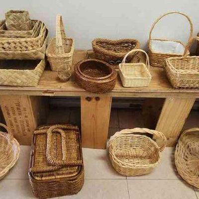 MPS082 - Assorted Woven Baskets 