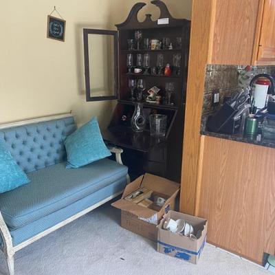Estate Sales By Olga in Colonia, NJ