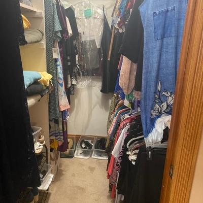 Estate Sales By Olga in Colonia, NJ