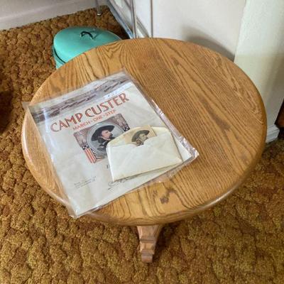 round coffee table