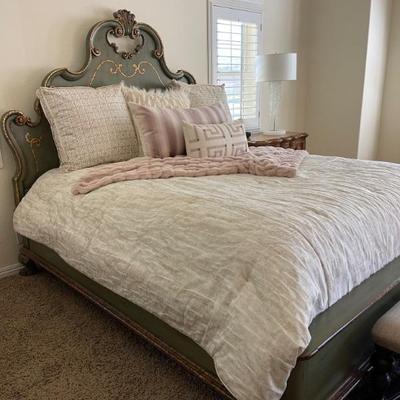 Amazing bed  KING 