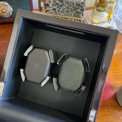 Watch winder