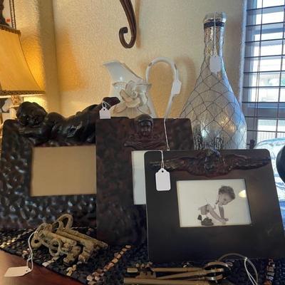 frames