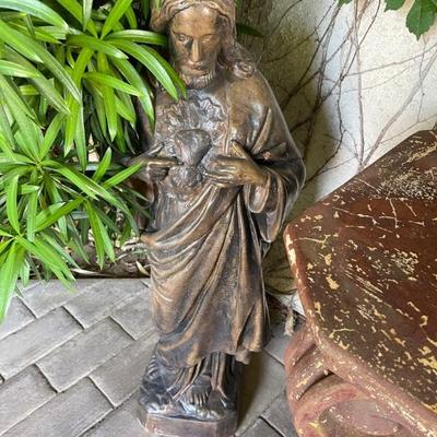Cement statues 
