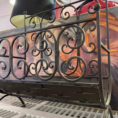 Magazine rack 
