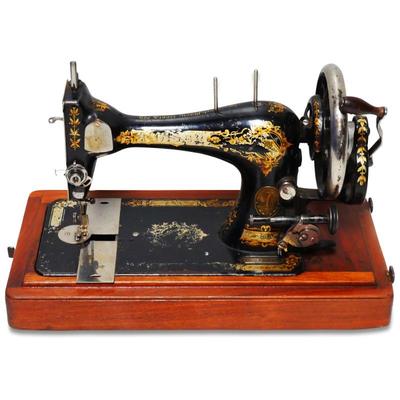 The Singer Manufacture Co. Antique Sewing Machine