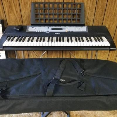 Yamaha electronic keyboard