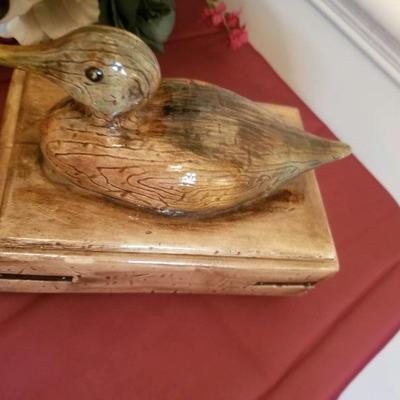 Duck decoy ceramic storage box