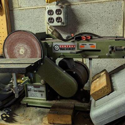 Central Machinery belt sander