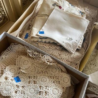 VINTAGE LINENS